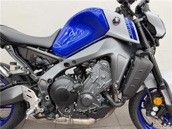 2021 YAMAHA MT-09