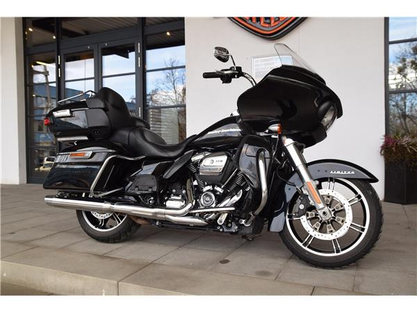 FLTRK Road Glide Limited