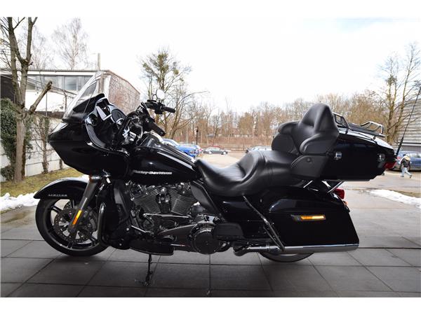 FLTRK Road Glide Limited