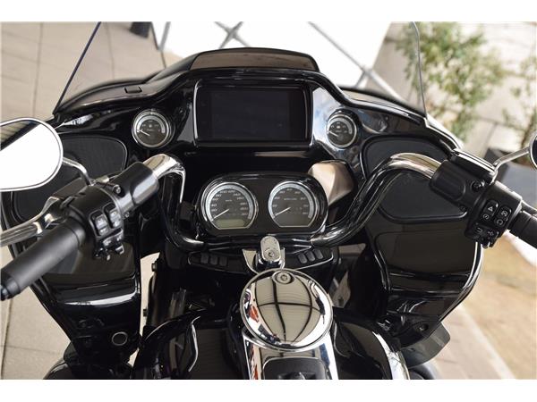 FLTRK Road Glide Limited