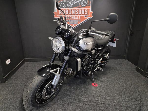 2024 Kawasaki Z900 RS