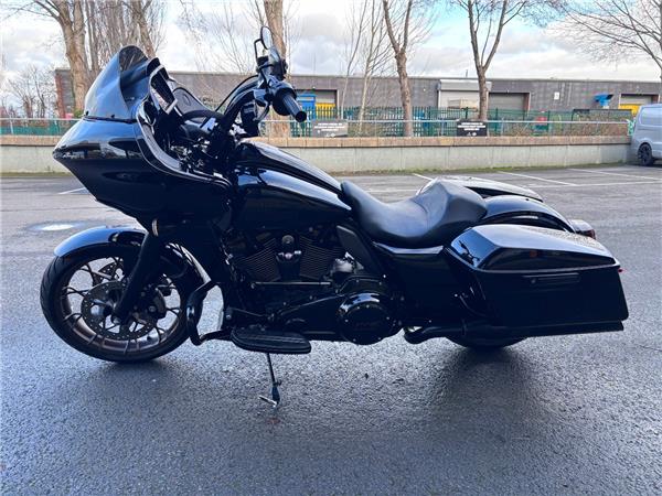 2023 HARLEY-DAVIDSON FLTRXST ROAD GLIDE ST 