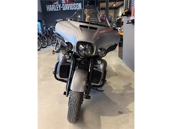 FLHTKSE Ultra Limited CVO SOFORT VERFÜGBAR