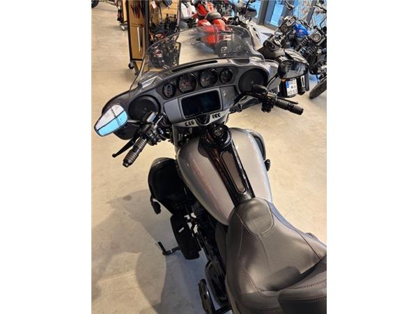 FLHTKSE Ultra Limited CVO SOFORT VERFÜGBAR