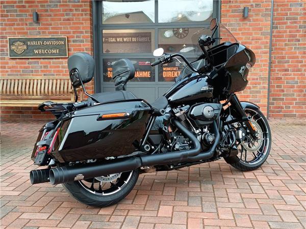 FLTRX Road Glide 117 