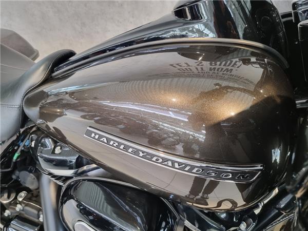 FLTRXS Road Glide Special 