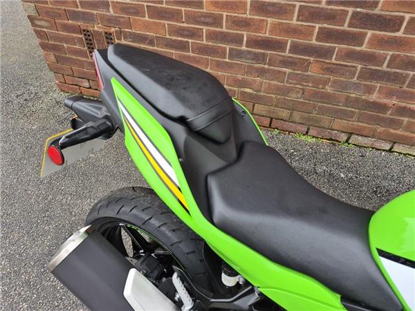 2025 KAWASAKI NINJA 500 SE