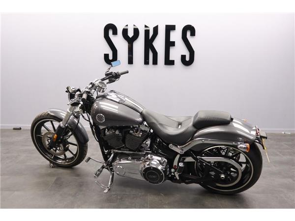 2015 Harley-Davidson Breakout