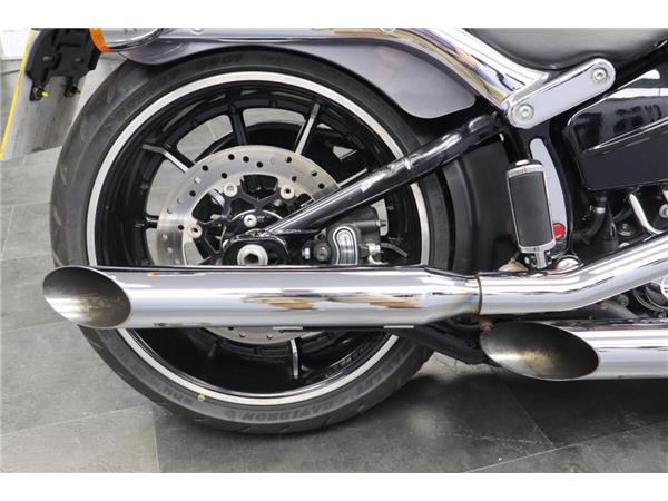 2015 Harley-Davidson Breakout