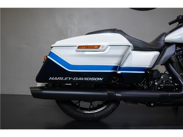 2021 harley-davidson FLHXS Street Glide Special Black Finish 114