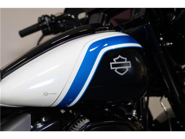 2021 harley-davidson FLHXS Street Glide Special Black Finish 114