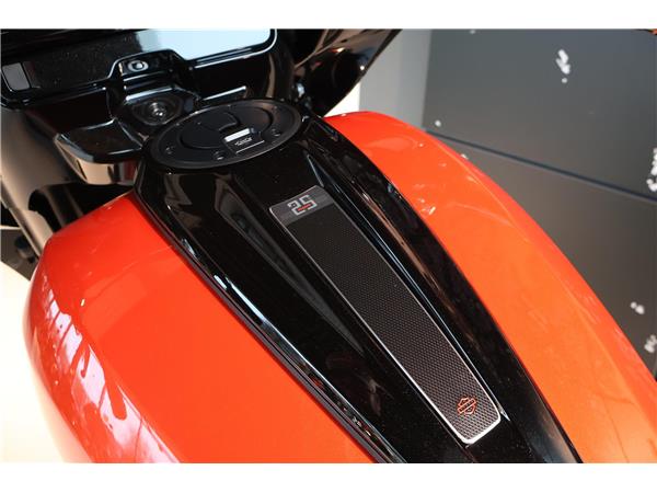 2024 harley-davidson FLHXSE Street Glide CVO 121