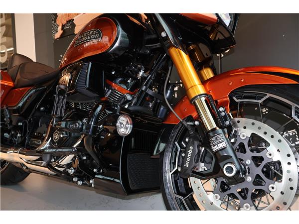 2024 harley-davidson FLHXSE Street Glide CVO 121