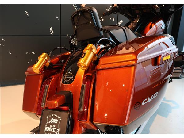 2024 harley-davidson FLHXSE Street Glide CVO 121