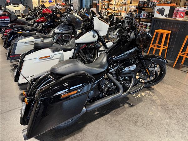 2019 HARLEY-DAVIDSON STREET GLIDE