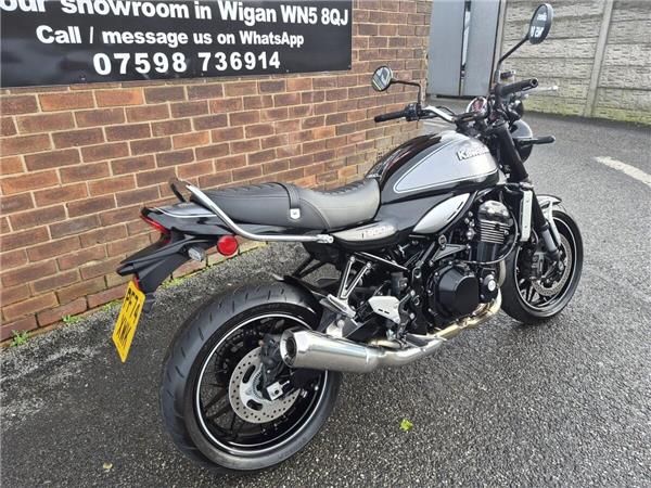 2024 Kawasaki Z900 RS