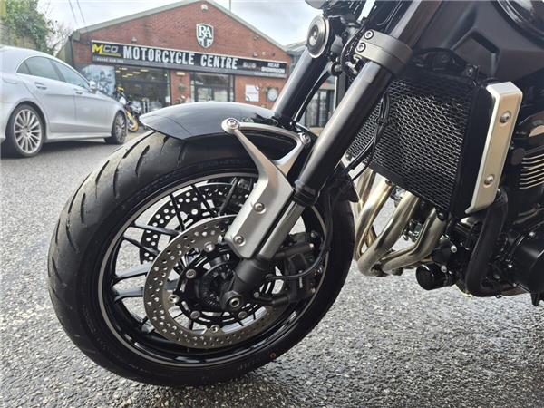 2024 Kawasaki Z900 RS