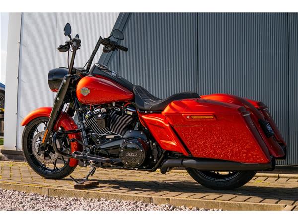 2025 Harley-Davidson Road King Special