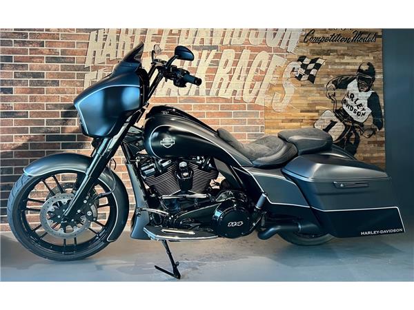 2019 harley-davidson FLHXS Street Glide Special 114