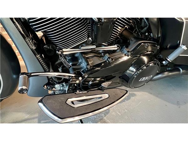 2019 harley-davidson FLHXS Street Glide Special 114