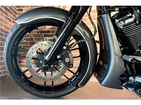 2019 harley-davidson FLHXS Street Glide Special 114