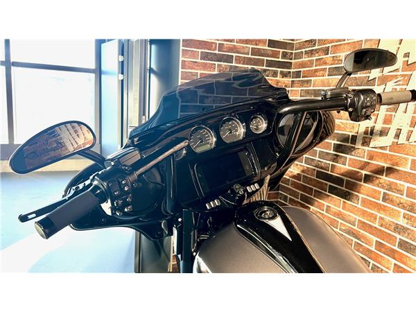 2019 harley-davidson FLHXS Street Glide Special 114
