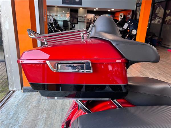 2025 HARLEY-DAVIDSON TOURING FLHXU STREET GLIDE ULTRA