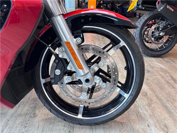 2025 HARLEY-DAVIDSON TOURING FLHXU STREET GLIDE ULTRA