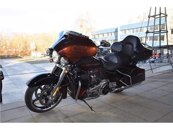 FLHTKSE CVO Ultra Limited