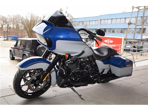 Touring FLTRXS Road Glide Special