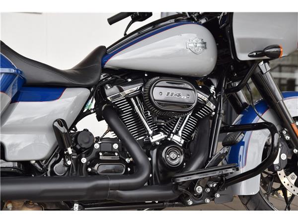 FLTRXS Road Glide Special