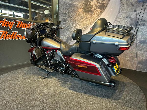 2019 Harley-Davidson FLHTKSE CVO Ultra Limited