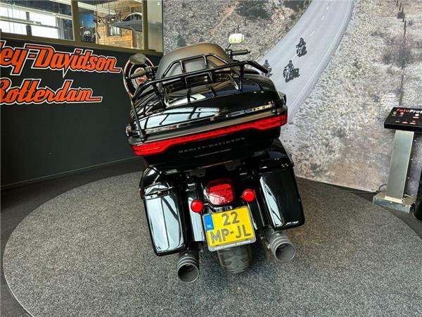 2021 Harley-Davidson FLHTK ULTRA LIMITED Vivid Black Blacked Out