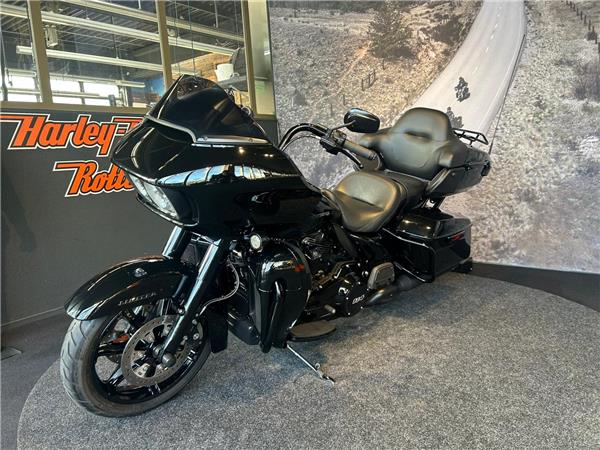 2021 Harley-Davidson FLTRK ROAD GLIDE LIMITED Vivid Black Blacked Out