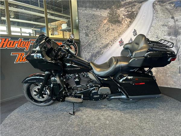 2021 Harley-Davidson FLTRK ROAD GLIDE LIMITED Vivid Black Blacked Out