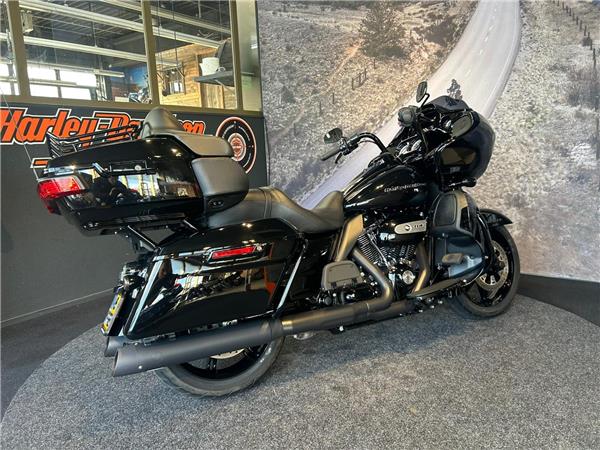 2021 Harley-Davidson FLTRK ROAD GLIDE LIMITED Vivid Black Blacked Out