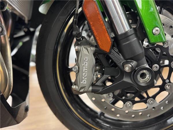 2025 KAWASAKI NINJA 1100 SX SE