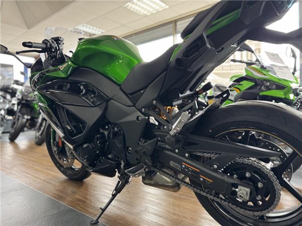 2025 KAWASAKI NINJA 1100 SX SE