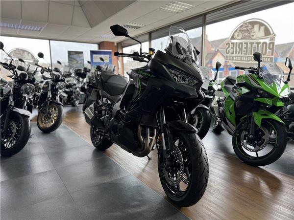 2025 Kawasaki Versys 1100