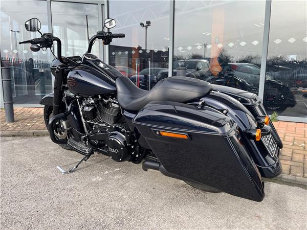 2019 HARLEY-DAVIDSON TOURING FLHRXS ROAD KING SPECIAL