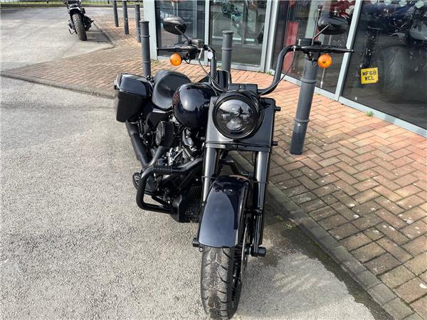 2019 HARLEY-DAVIDSON TOURING FLHRXS ROAD KING SPECIAL