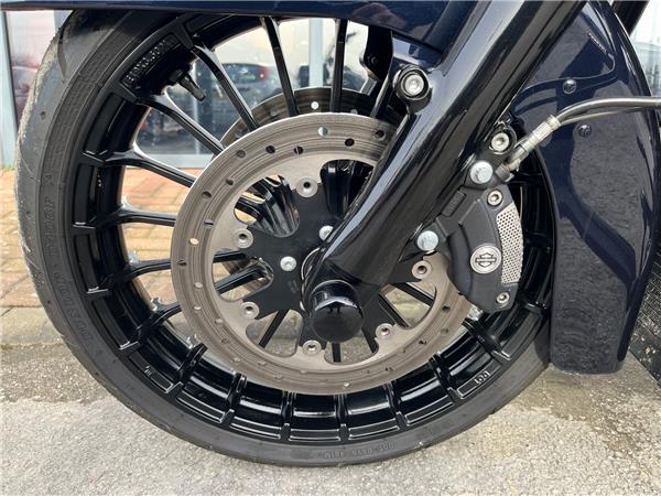 2019 HARLEY-DAVIDSON TOURING FLHRXS ROAD KING SPECIAL