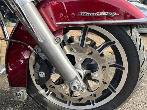 2016 HARLEY-DAVIDSON TOURING FLHRC ROAD KING CLASSIC