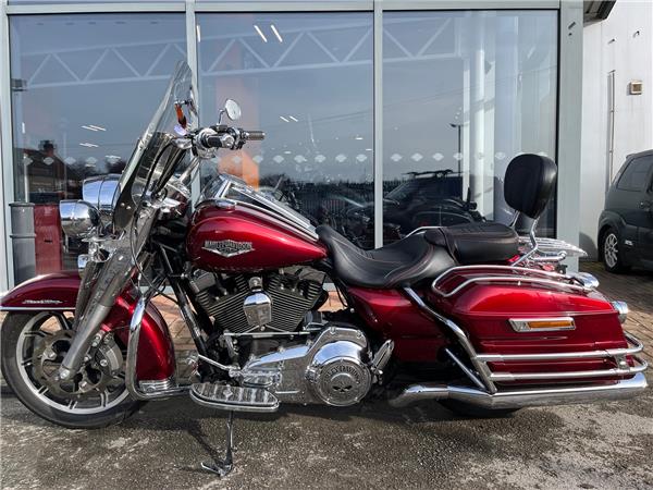 2016 HARLEY-DAVIDSON TOURING FLHRC ROAD KING CLASSIC