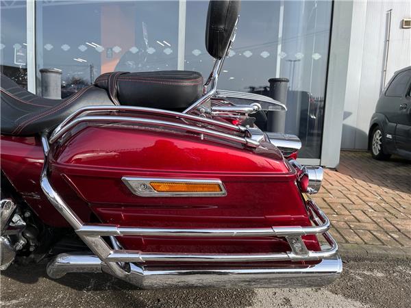 2016 HARLEY-DAVIDSON TOURING FLHRC ROAD KING CLASSIC