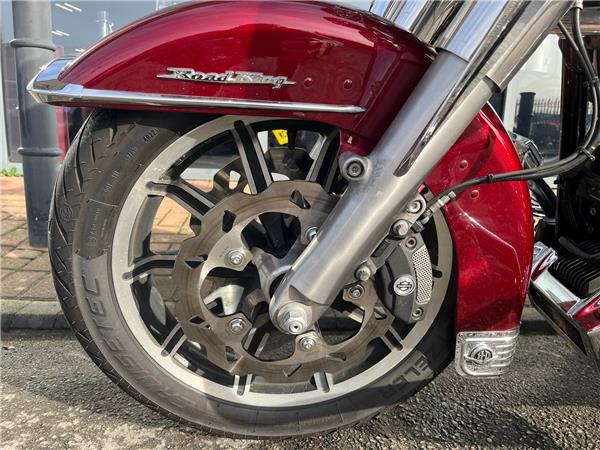 2016 HARLEY-DAVIDSON TOURING FLHRC ROAD KING CLASSIC