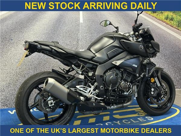  Yamaha MT-10 MT-10