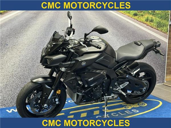  Yamaha MT-10 MT-10