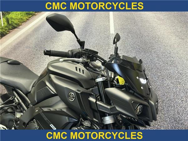  Yamaha MT-10 MT-10