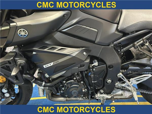  Yamaha MT-10 MT-10